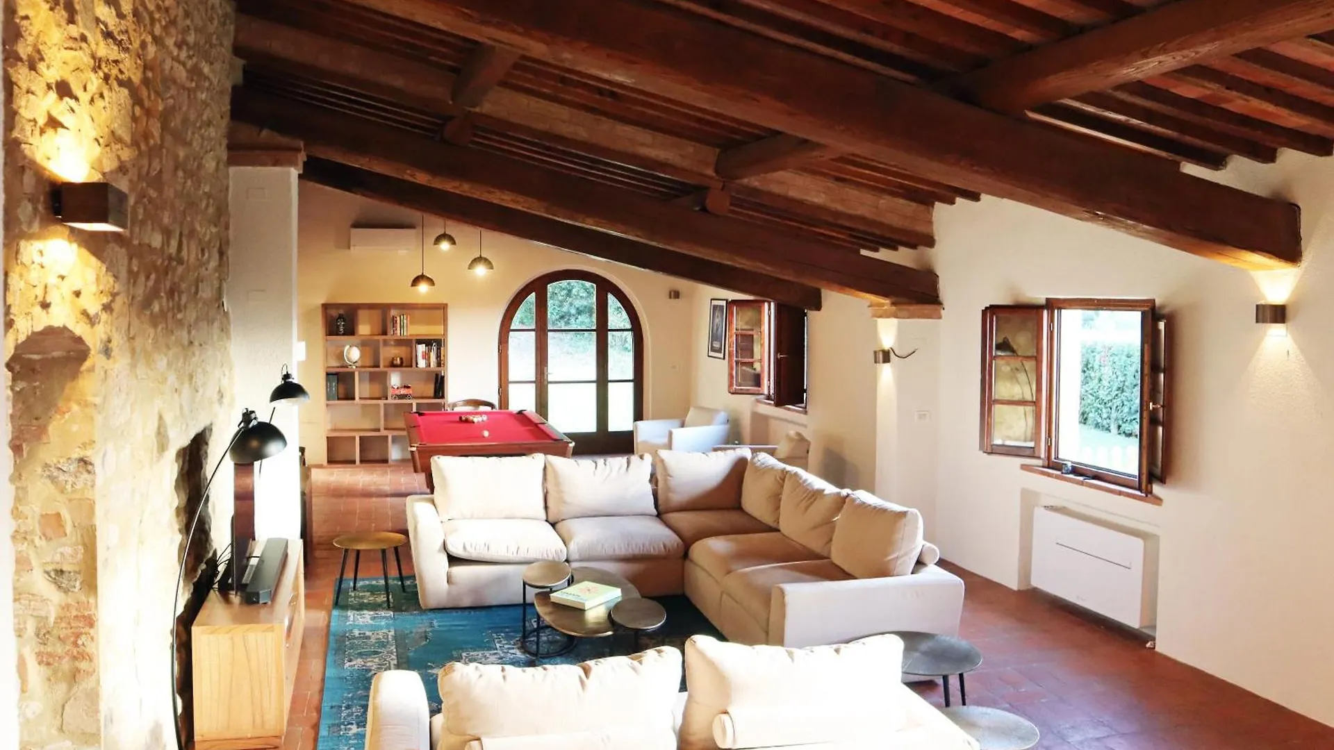 Lovely 6 Bed Tuscan Farmhouse Villamagna  Villamagna (Pisa)
